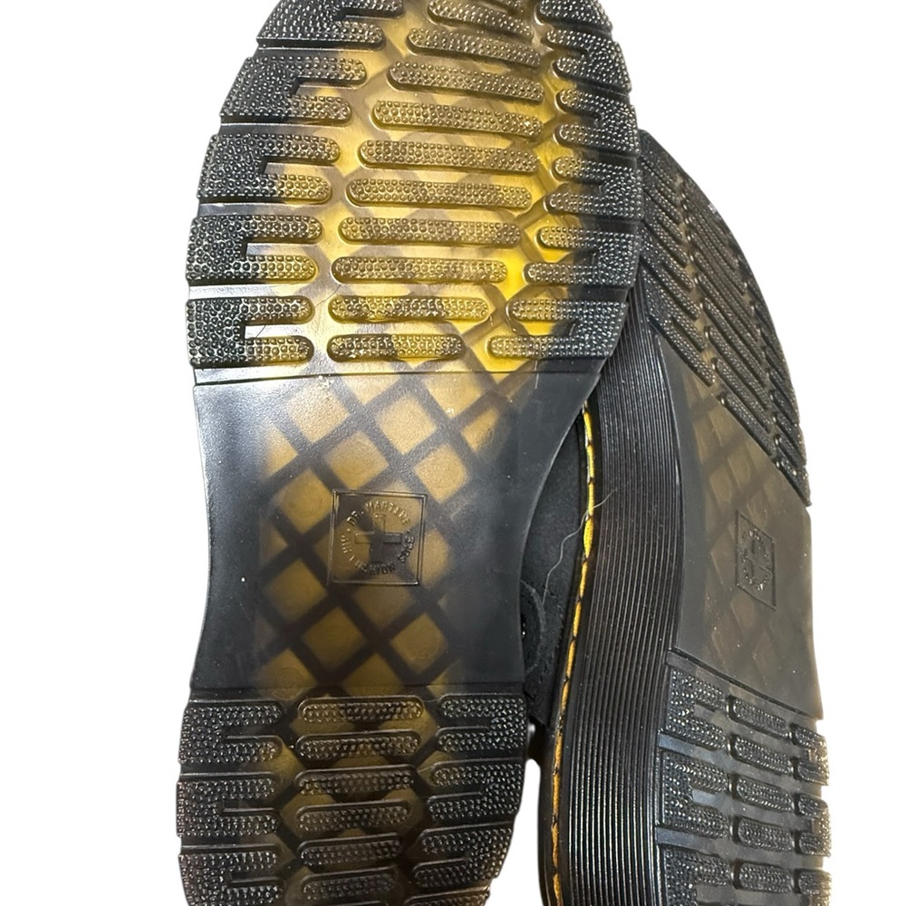 Dr. Martens Carlson Slingback Mule - Black
9 - Picture 10 of 13